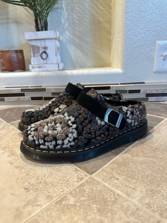 Dr. Martens Shoes - Dr. Martens ISHAM CROCHET WOOL SUEDE MULES
